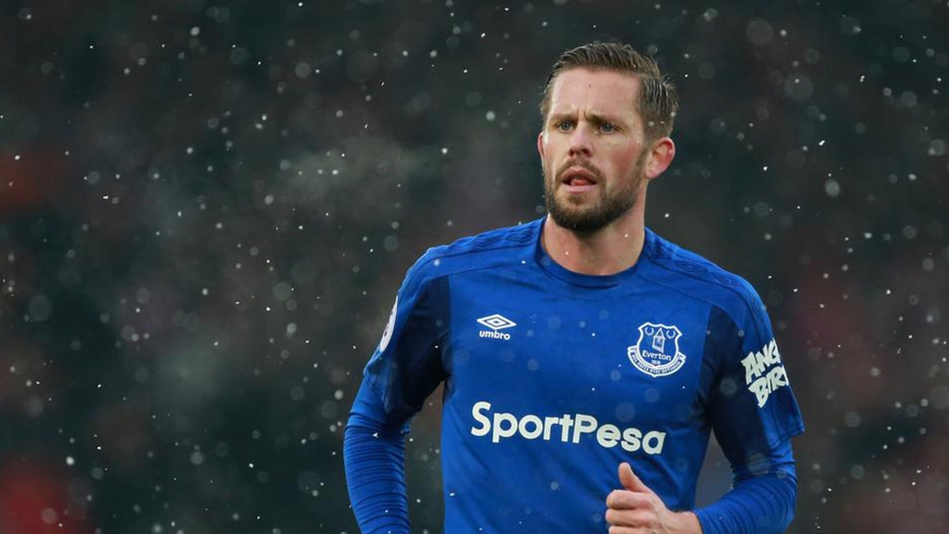 中立代表队B接力表现彰显团队精神